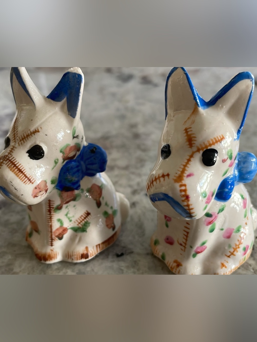 Vintage Scotty dog shakers